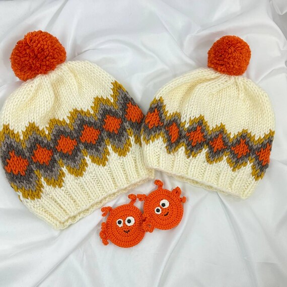 Handmade Knit Beanie, Cozy Winter Hat for Adults and Kids  display picture 1