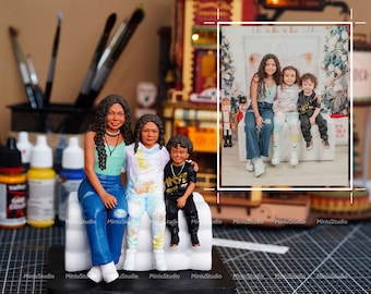 Custom Family Figurine - Personalized 3D Printed Sculpture - Handmade Family Portrait Gift from Photo