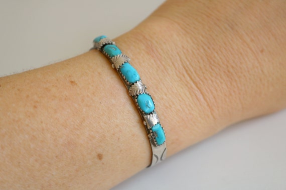 Zuni Vance Leaf Row Bracelet | Sterling Silver - image 3