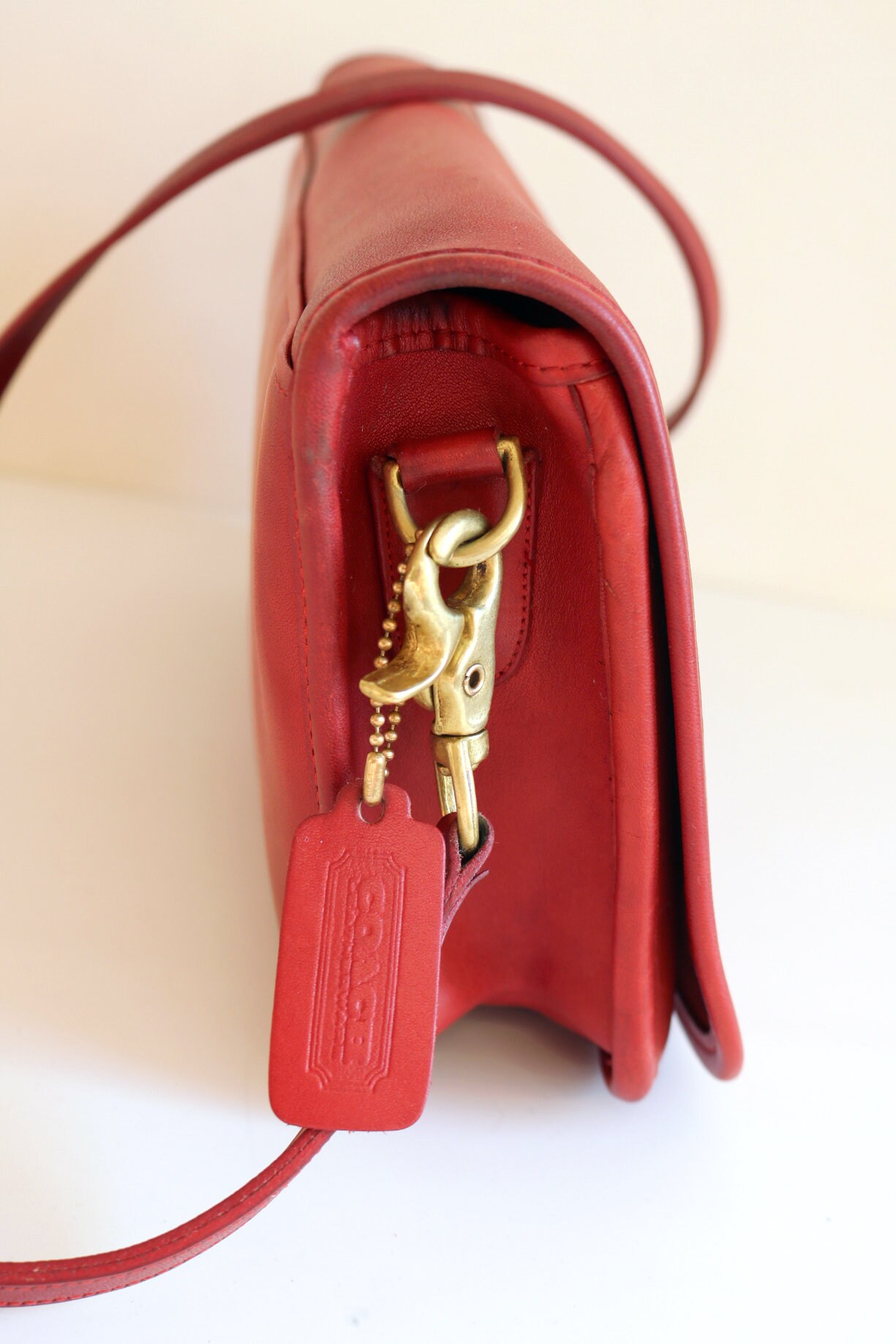 Coach Red Pochette – Andreu's Luxury Closet