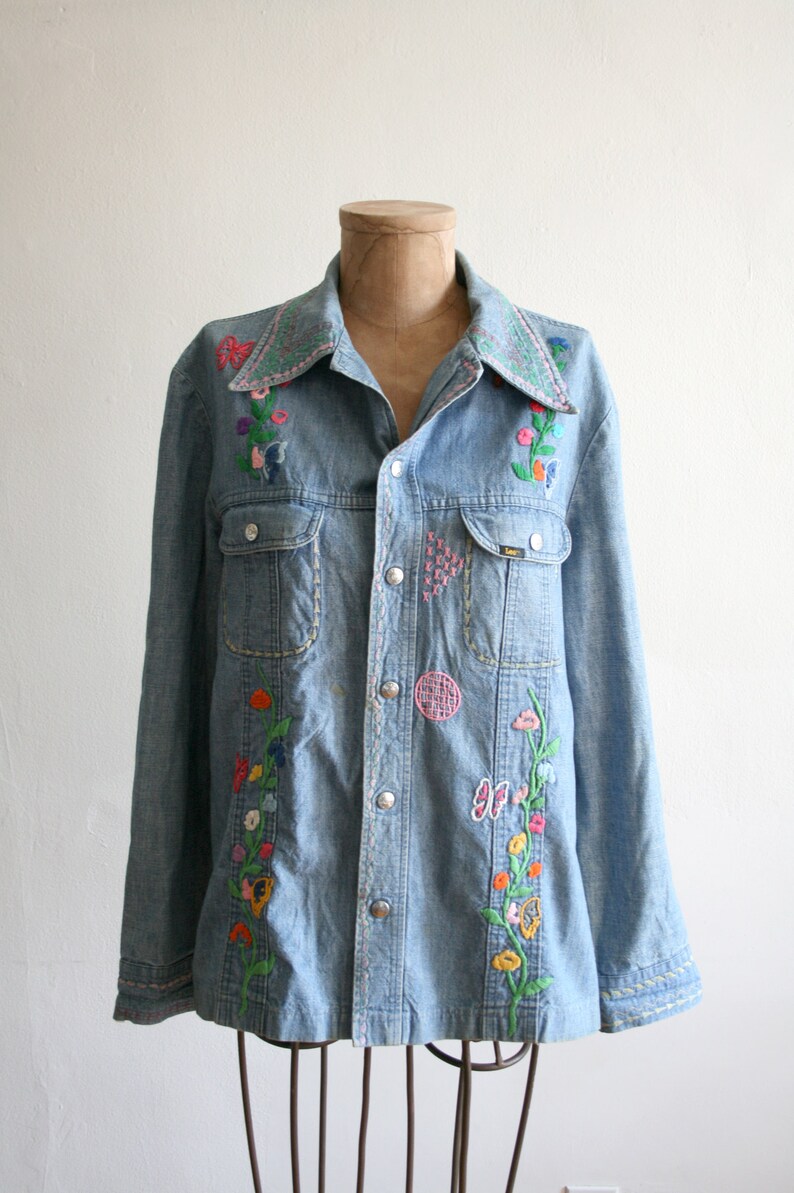 RARE 70s Lee West Cal 45 Embroidered Denim Button Snap Shirt Jacket