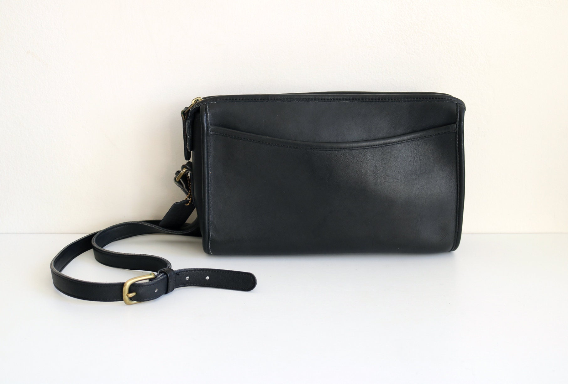 人気の黒☆COACH☆LARGE POUCH WITH BASEBALL STITCH 人気の黒☆COACH☆LARGE POUCH WITH BASEBALL STITCH (Coach
