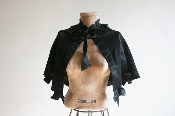 Antique Edwardian Mourning Cape