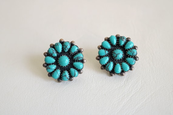 Turquoise flower earrings Turquoise flower earrings