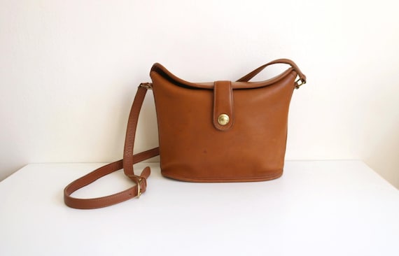 バッグ Vintage Coach Binocular Spectator Bag Vintage Coach Binocular Spectator Bag 6853 Black White USA