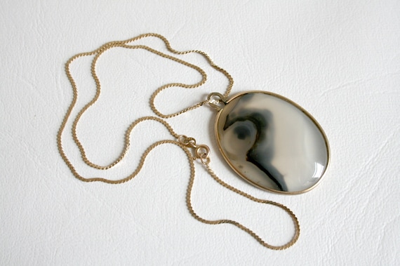 Edwardian 12K Gold Agate Cabochon on 14K S-Chain - image 1