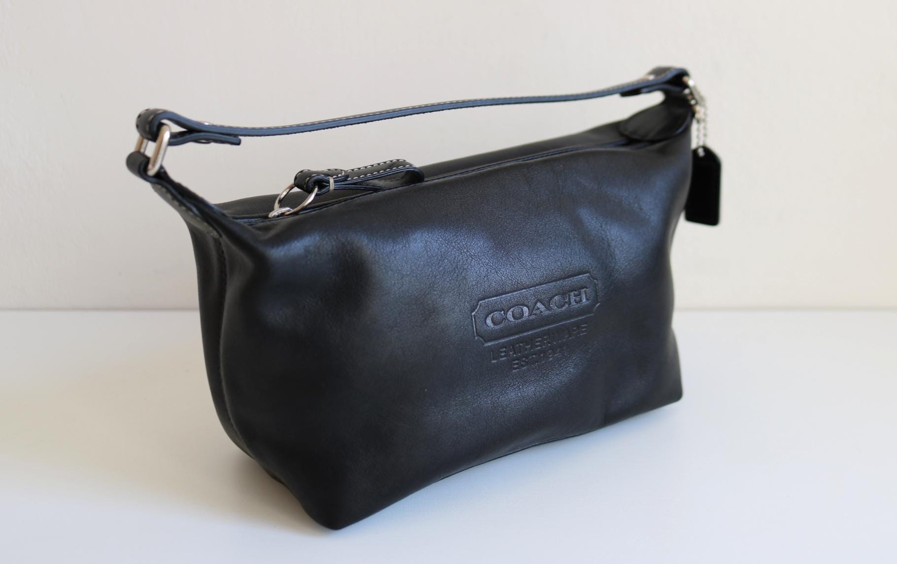 バッグ Coach Accessory pouch leather black y2k Coach Y2K Cosmetic Bag | Black Leather - Etsy
