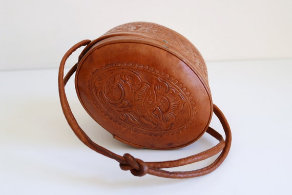 Mexico Tooled Leather Cosmetic Case - image 6