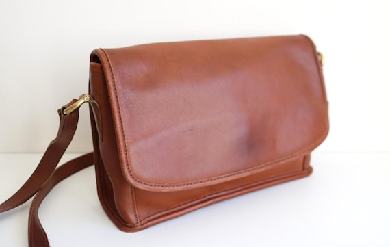Coach Curtis Bag | British Tan Leather View 3