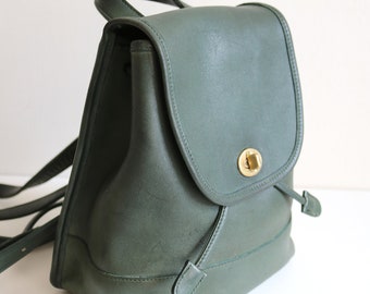 Coach Small Daypack Backpack | Green Leather - Etsy Coach Small Daypack Backpack | Green Leather - Etsy