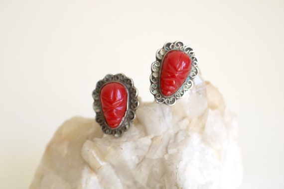 Taxco Sterling Red Onyx Face Clip Earrings - image 2