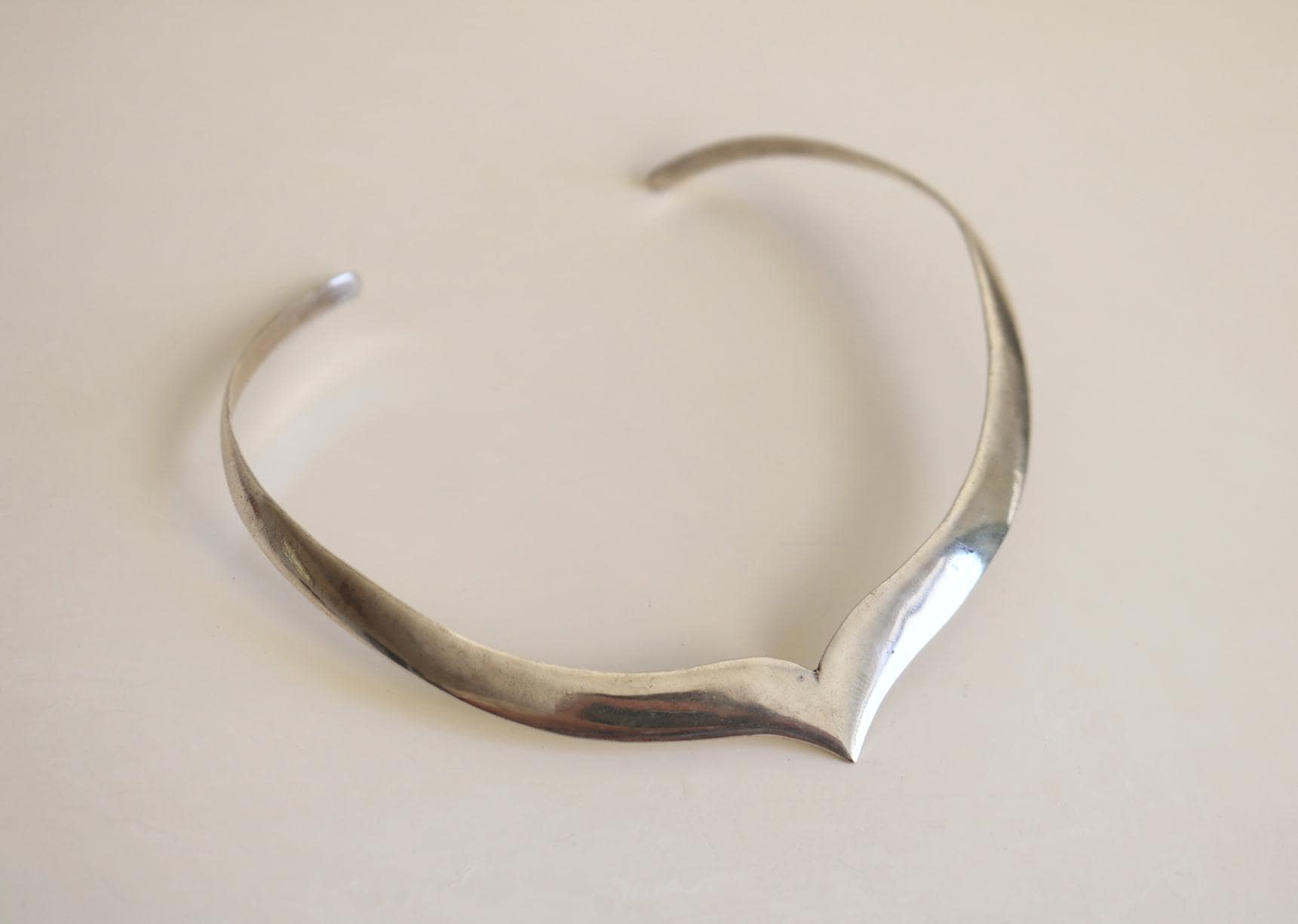 Taxco Mexican Modernist Sweetheart Sterling Silver Choker