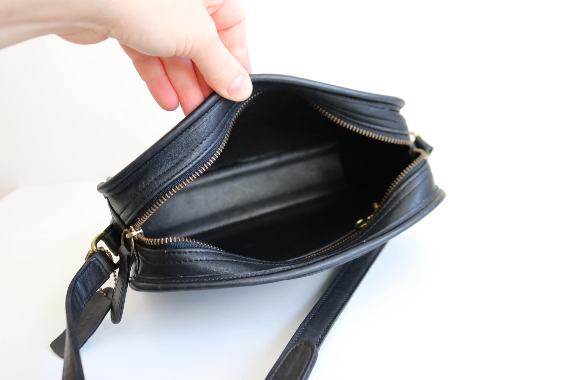 バッグ COACH Metropolitan Leather Shoulder Bag cy795_blk_a5