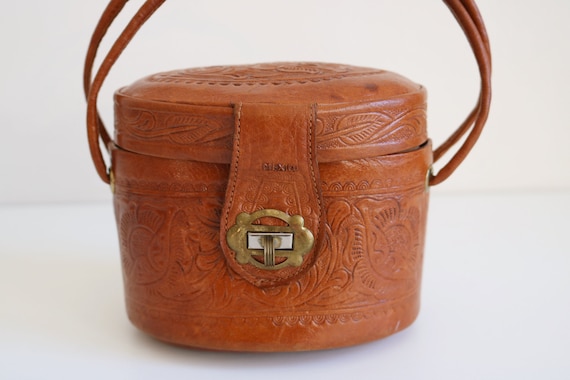 Mexico Tooled Leather Cosmetic Case - image 2