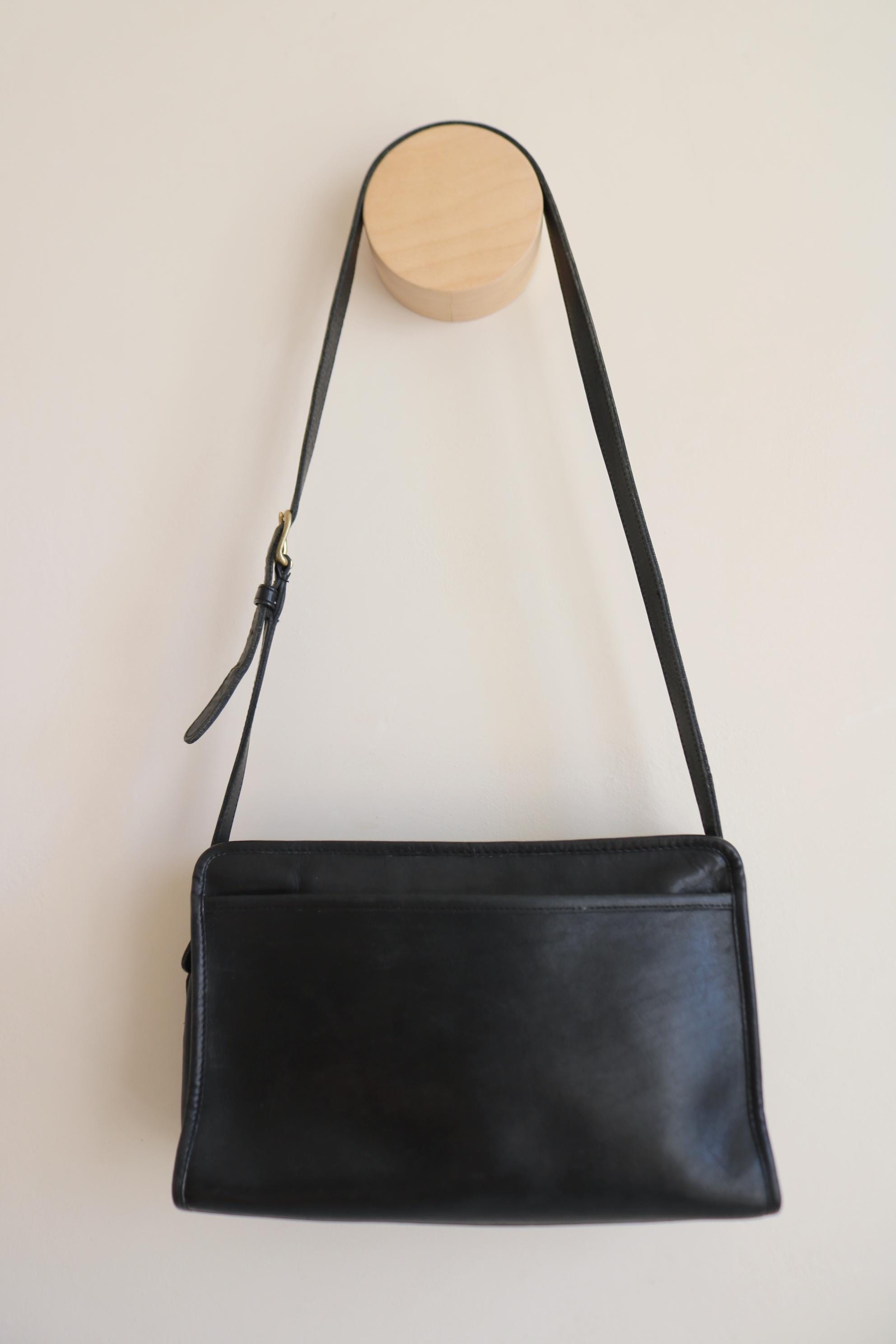 バッグ COACH Swagger 2Way Leather Shoulder Bag Coach Swagger Shoulder Bag | Black Leather - Etsy