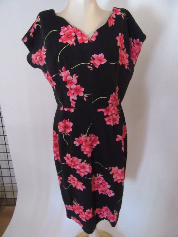 pink hawaiian dress