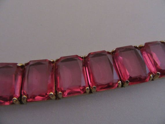 Beautiful Vintage 1940s Hot Pink Crystal Bracelet - image 4