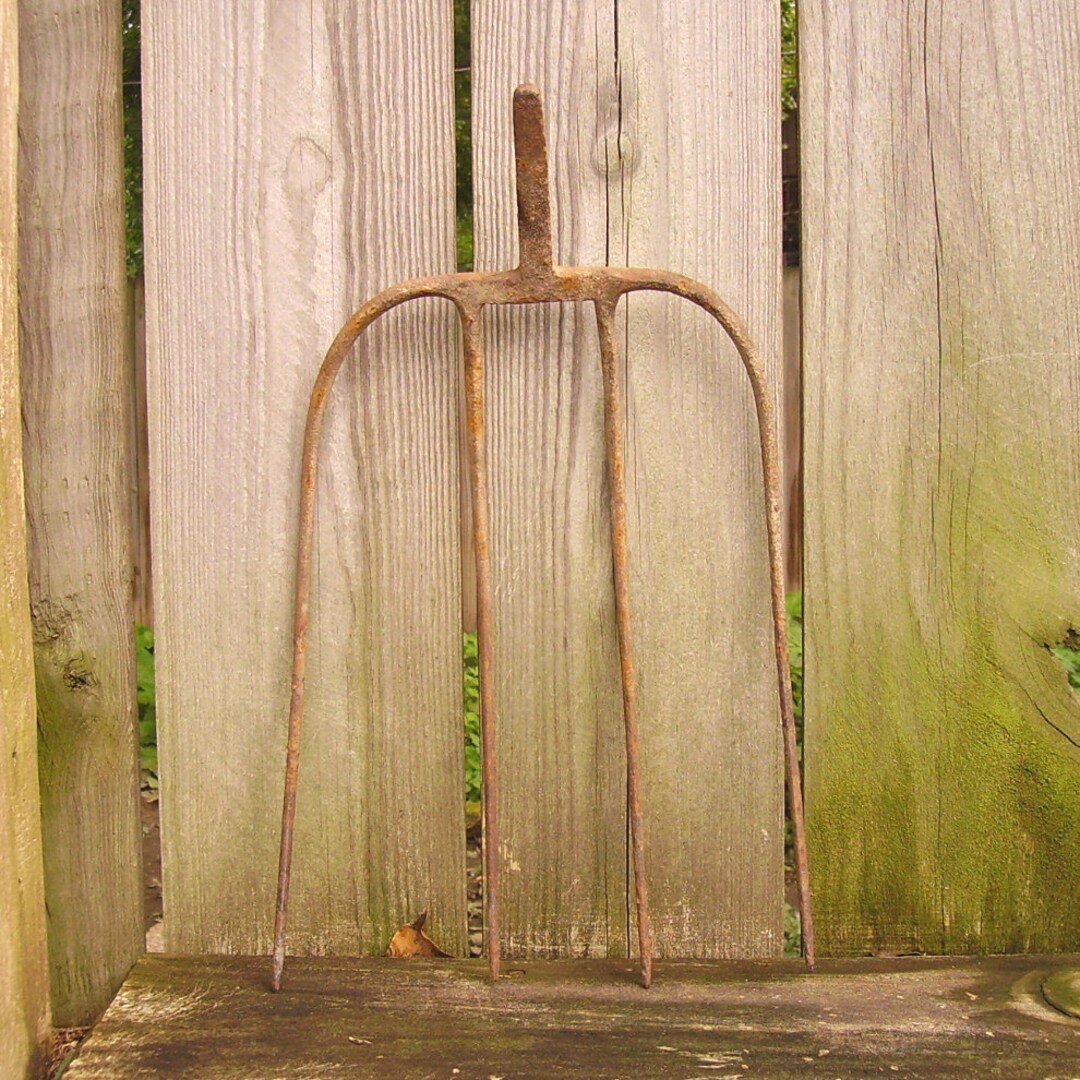 Vintage Iron Pitchfork Head Primitive Hay Fork Etsy