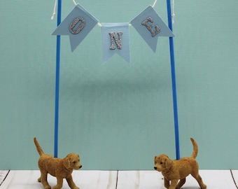 Golden Retriever Puppy Animal Cake Topper and Banner
