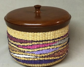 Hand Woven Nantucket Basket: Cherry Wood Lid, Rim and Base, Tapestry Weave