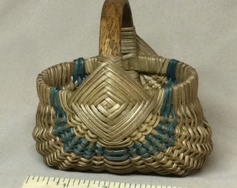 Miniature Round Hand Woven Egg Basket, 4” Opening, Teal Accent Rows