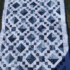 Large Throw Sized Hand Made Quilt, Shibori Style, Blue Tie-Dye Print with White Background, Blue Backing, Made in the USA