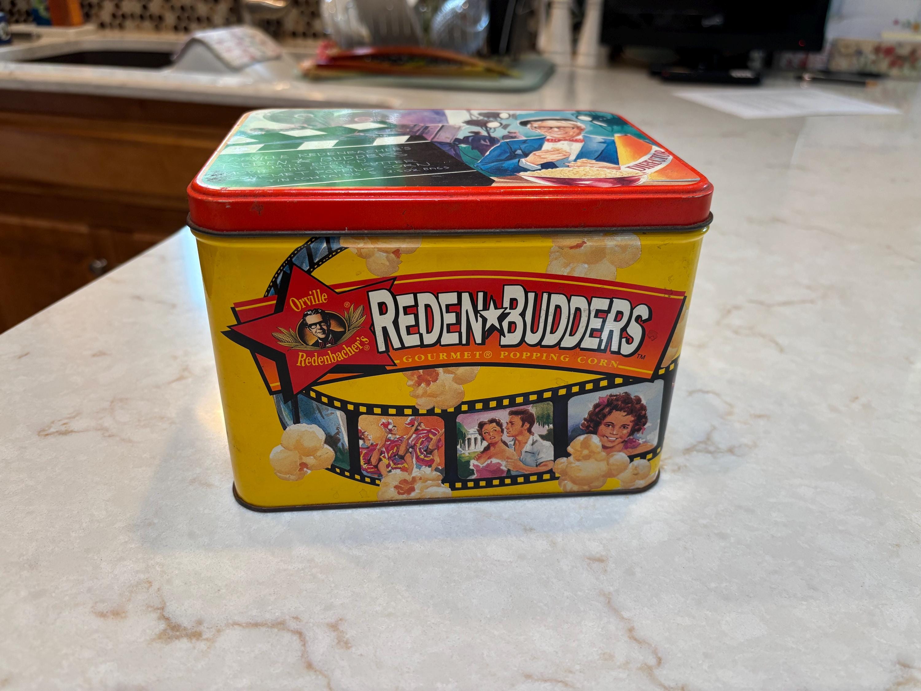 Gourmet Microwave Popcorn by Orville Redenbacher's® CNGGOV48060 |  OnTimeSupplies.com, image size:3000x2250