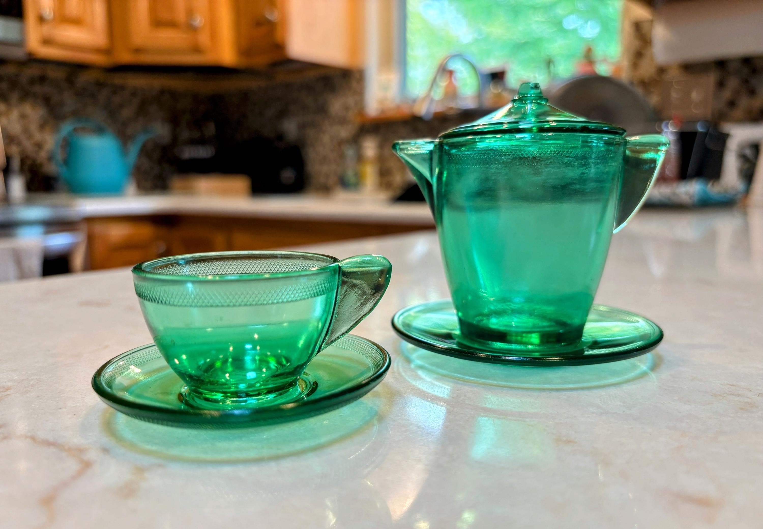Set of 5 Vintage Akro Agate Glass Uranium Child's Play Time Tea