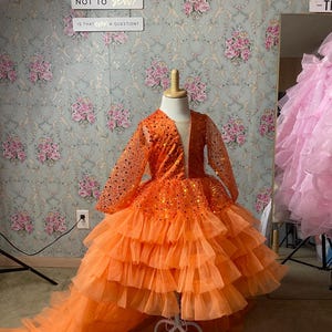 Girl&#39;s dress