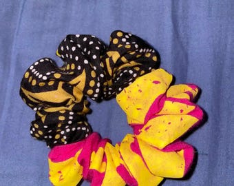 Handgemaakte tweekleurige scrunchies