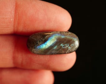 Oval Canadian Labradorite Cabochon