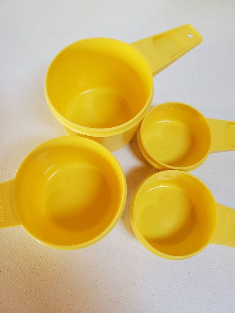 4 Yellow Gold Tupperware Measuring Cups Plastic Kitchen Tools Etsy