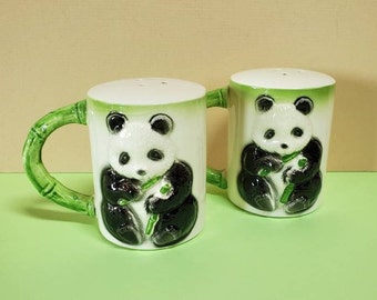 PANDA Salt and Pepper Shakers, Bamboo Handles, Bear, Made in Japan - Oak Hill Vintage