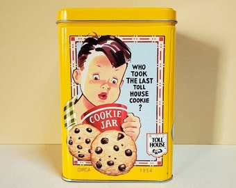 Nestle Metal Storage Tin, Toll House Cookies, Chocolate Chips, Yellow - Oak Hill Vintage