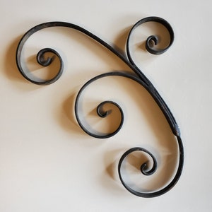 1 Black Metal Scroll, Ornamental Decor, Antique Architectural Salvage, Swirl Design - Oak Hill Vintage Lot C