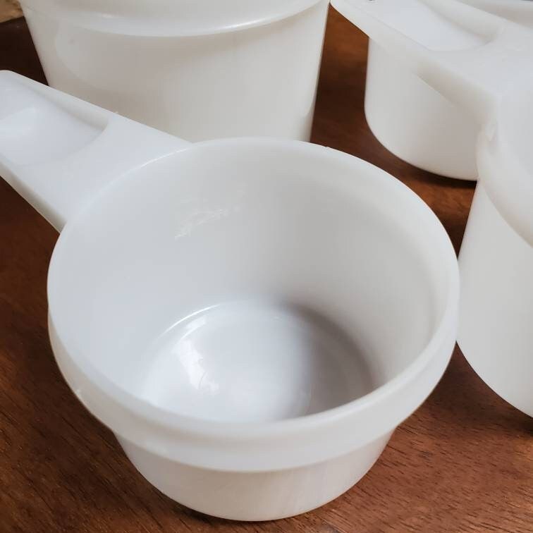 Vintage Tupperware measuring cups - The Woodlands Texas Home Accessories  For Sale - Kitchen / Dining Classifieds on Woodlands Online