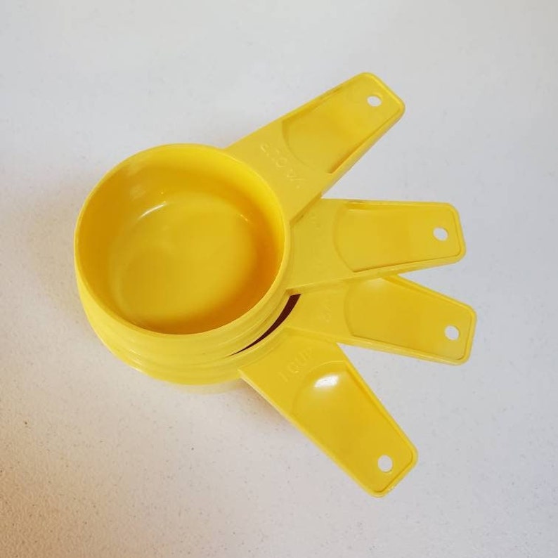 4 Yellow Gold Tupperware Measuring Cups Plastic Kitchen Tools Etsy