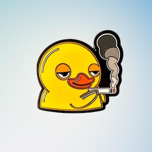 Cute Smirking Duck Meme Enamel Pin – Funny Hard Enamel Animal Lapel Pin – Internet Humor Gift for Collectors