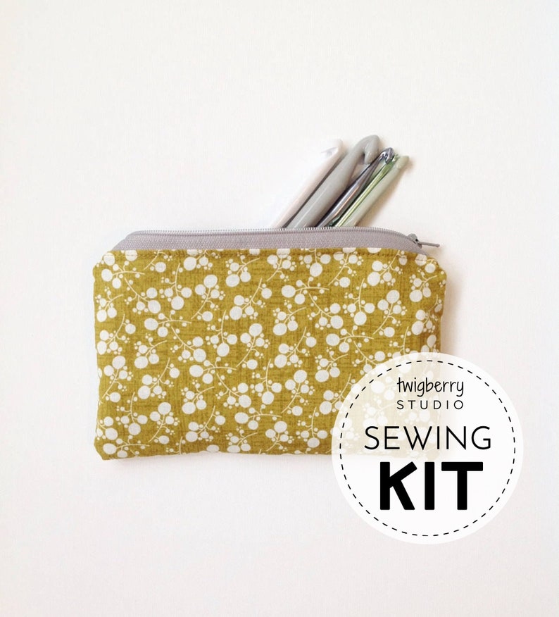 zipper pouch sewing kit with pattern