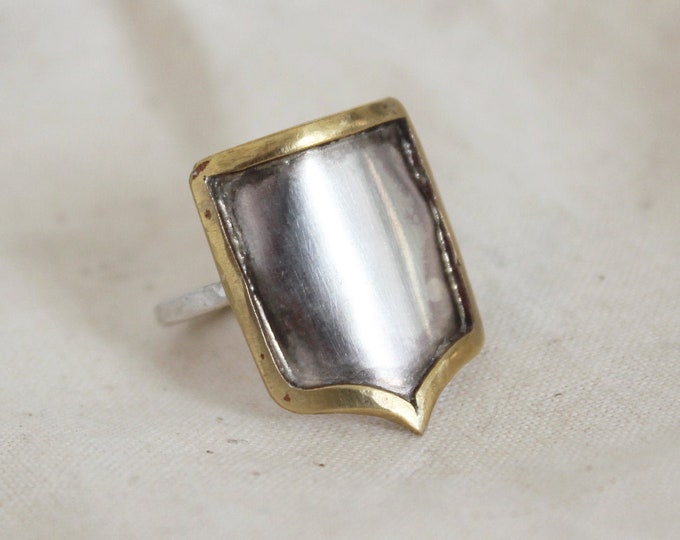 Shield Ring – Silver main image 1