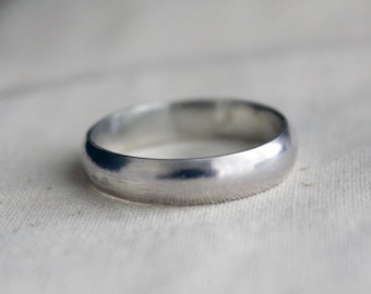 Minimal Sterling Silver Ring