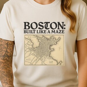 Chemise Boston Built Like a Maze, t-shirt vintage Comfort Colors® 1717 plan de la ville, streetwear Boston rétro, cadeau histoire de la Nouvelle-Angleterre