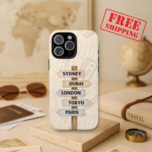 Personalizzabile / iPhone e Samsung / Custodia per telefono con cartello da viaggio personalizzato / Cover personalizzata per destinazione / Estetica avventurosa / Regalo di viaggio per lei