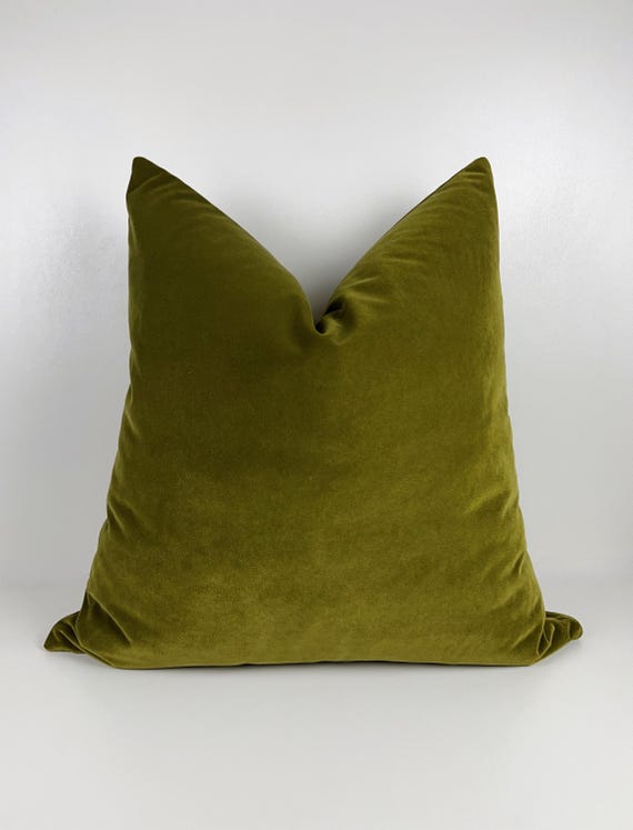 Olive Green Velvet Pillow Cover: Luxury Bed Arrangement