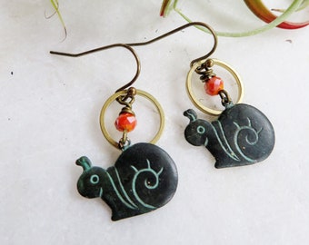 Cute Snail Earrings, Brass Circle, Green Patina, Garden Earrings, Redpeonycreations