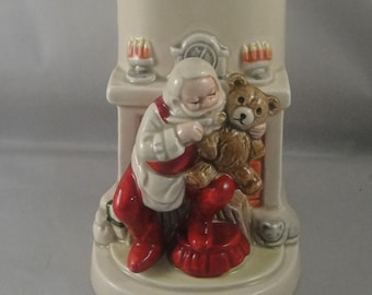 Christmas Vase Santa Holding Teddy Bear Gibson Greeting Cards