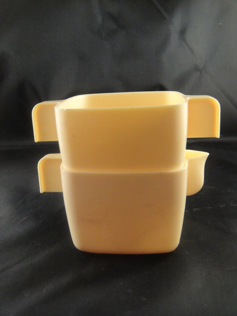 Plastic Creamer and Sugar Stackable Federal Tool Co image 2