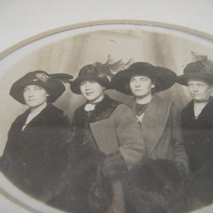 Women in Hats Postcard  from 1913 in Wooden Frame