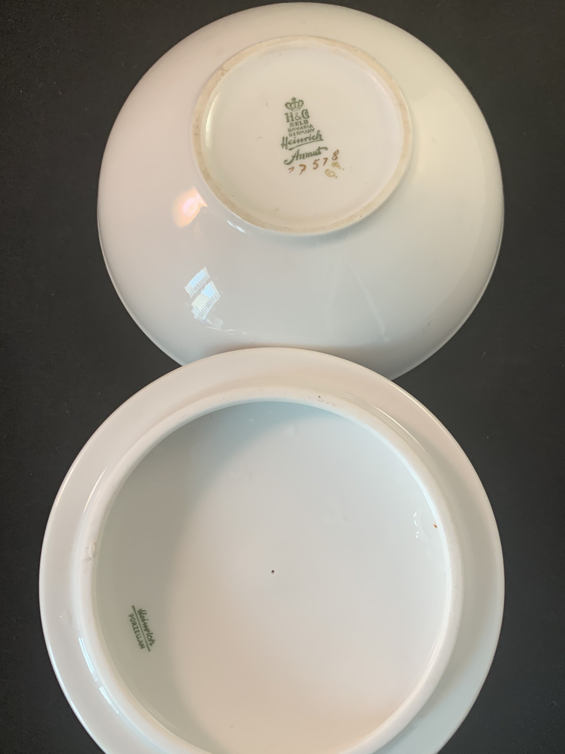 Covered Porcelain Trinket Dish Heinrich Anmut Selb Bavaria Germany