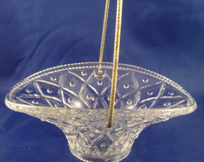 Glass Basket With Wire Handle Vintage Avon Fostoria Etsy